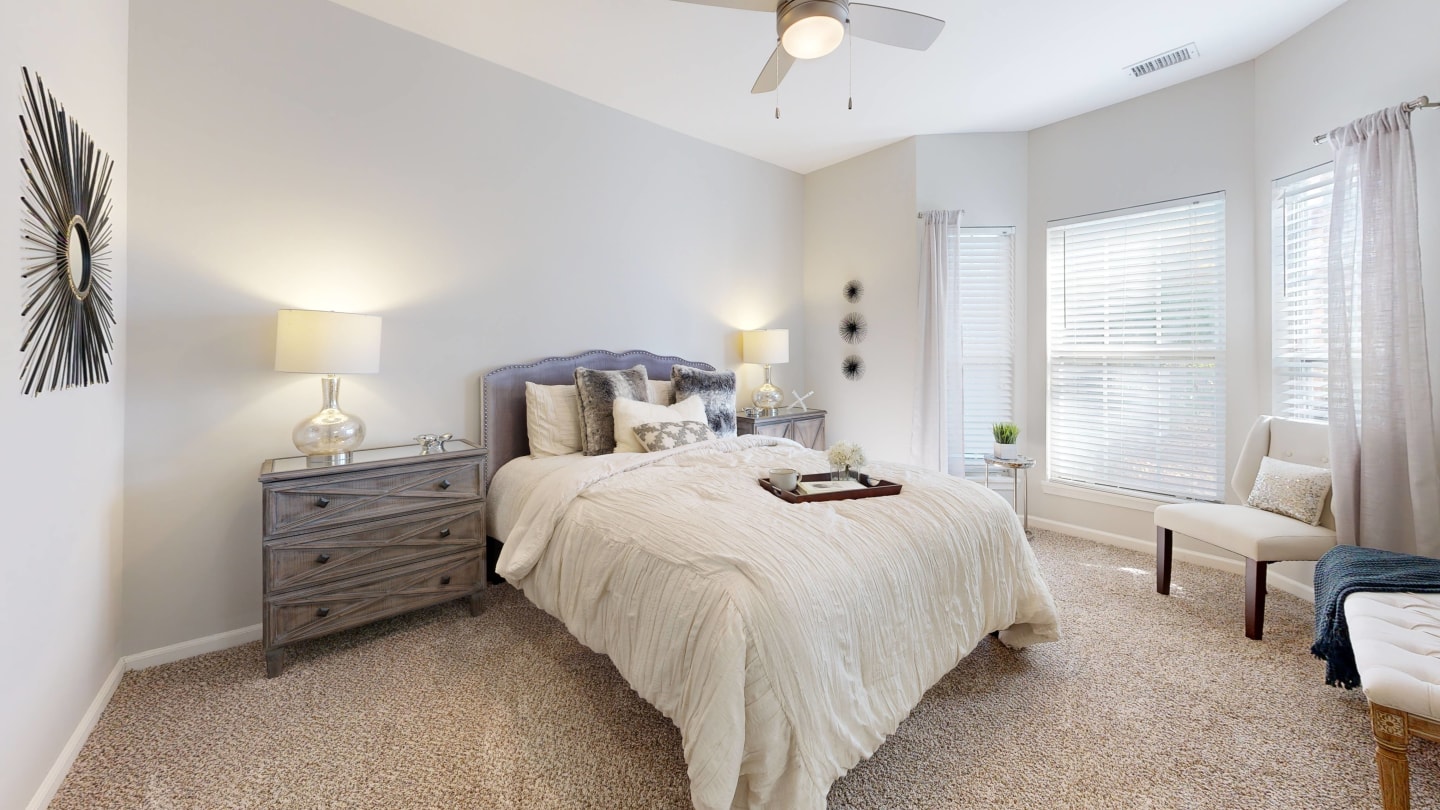 Dwell At Naperville Image 23