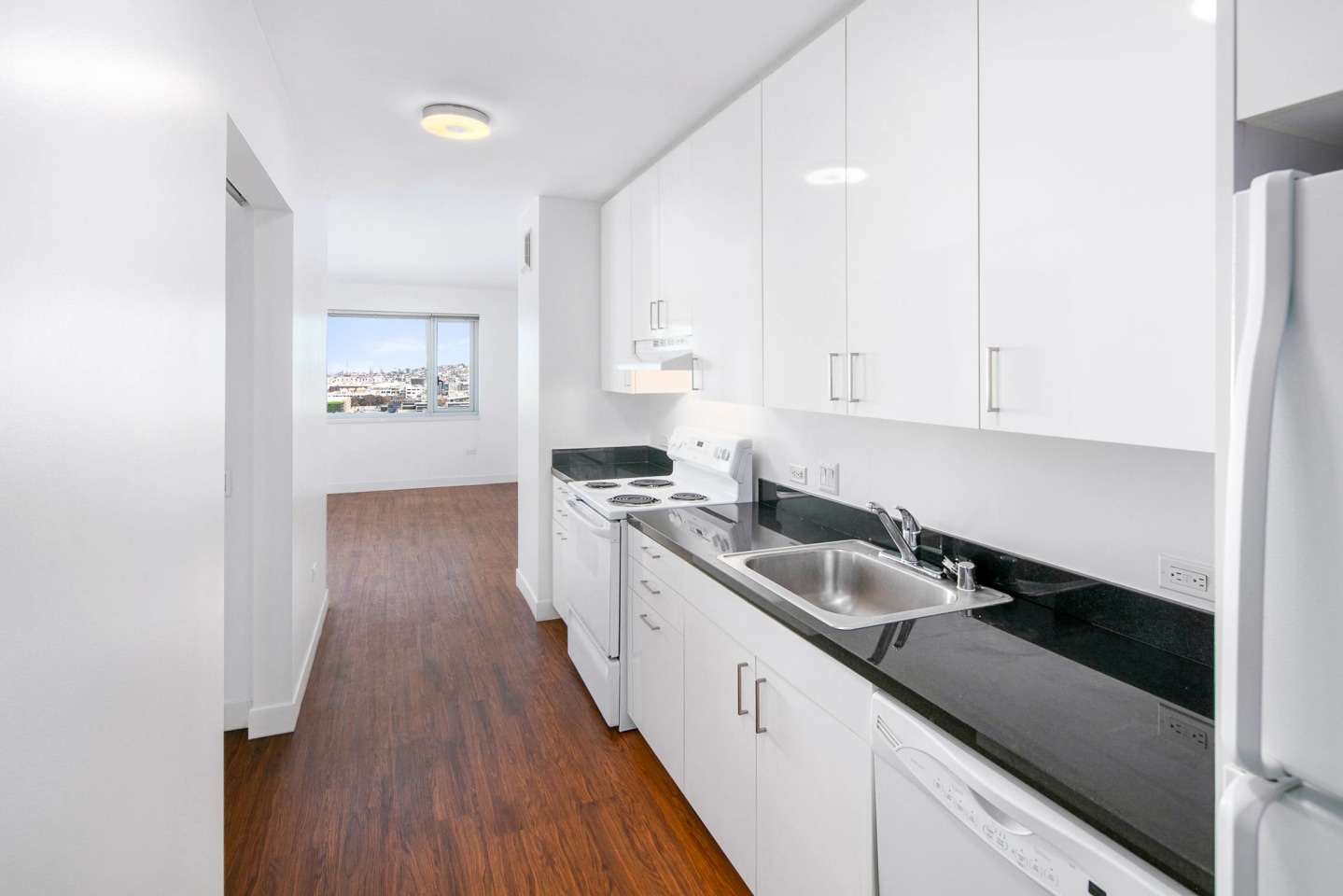 1190 Mission at Trinity Place Image 9