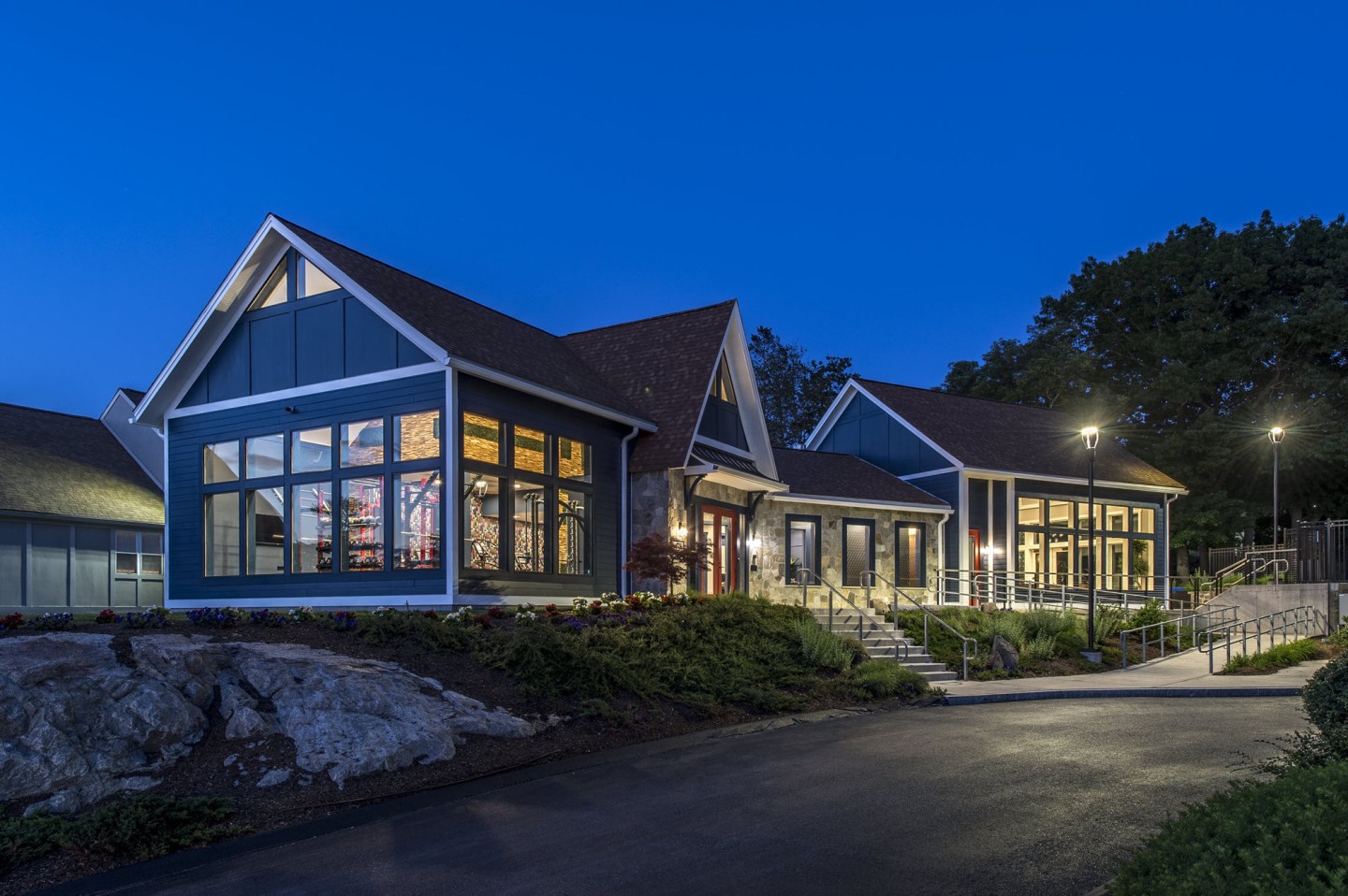 Halstead Beverly Townhomes Image 9