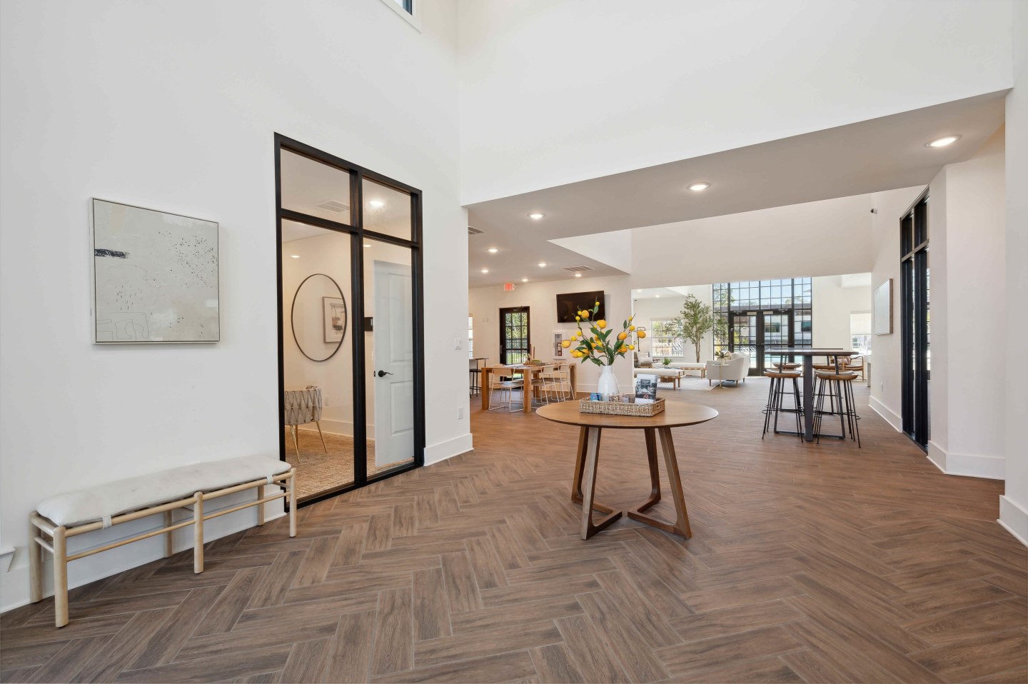 Farmhouse Luxury Apartments Image 48