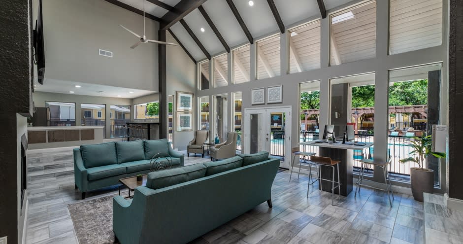 Flintridge Apartments Image 19