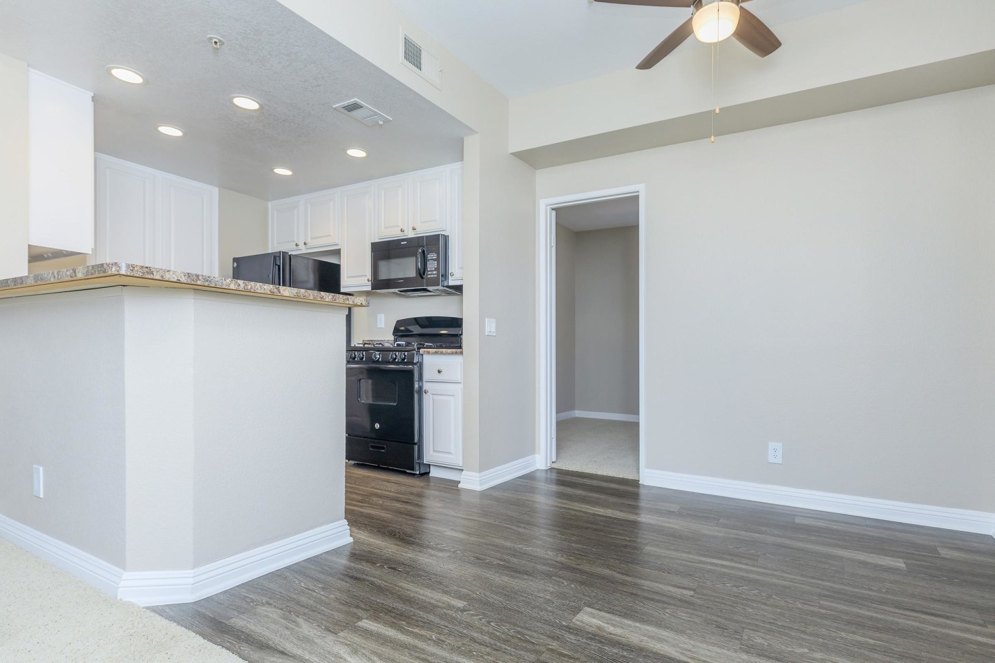 Villas Antonio Apartment Homes Image 63