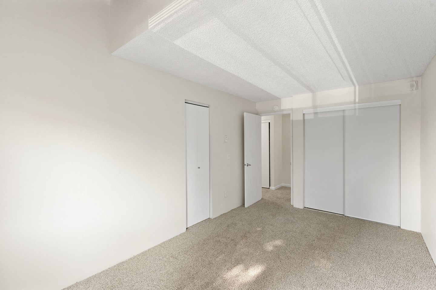 Waterbrook Lofts and Apartments Image 17