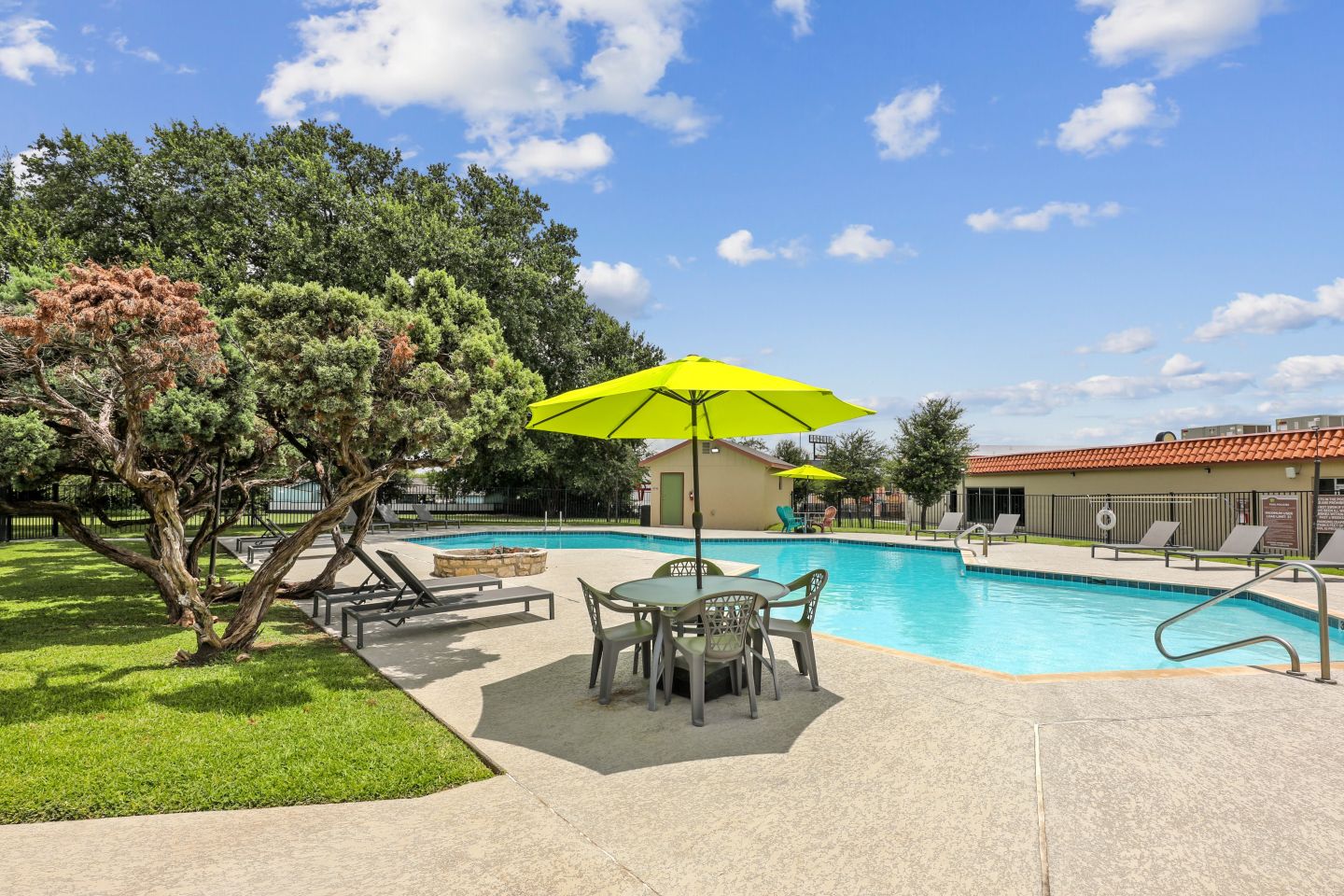 Oaks 35 Image 2