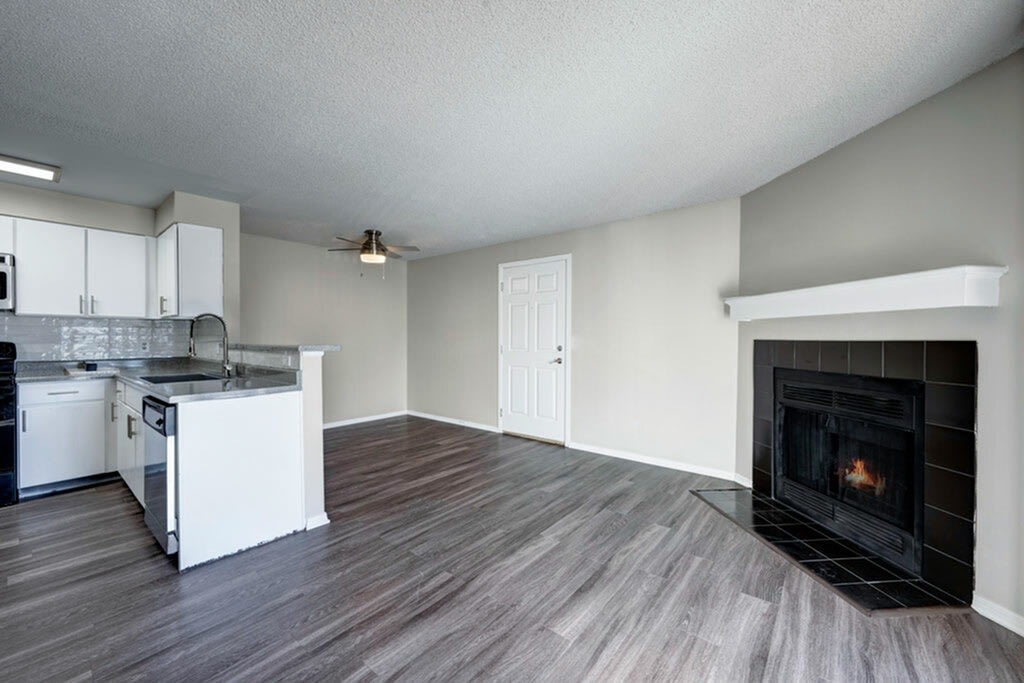Summit Riverside Apartments Image 51