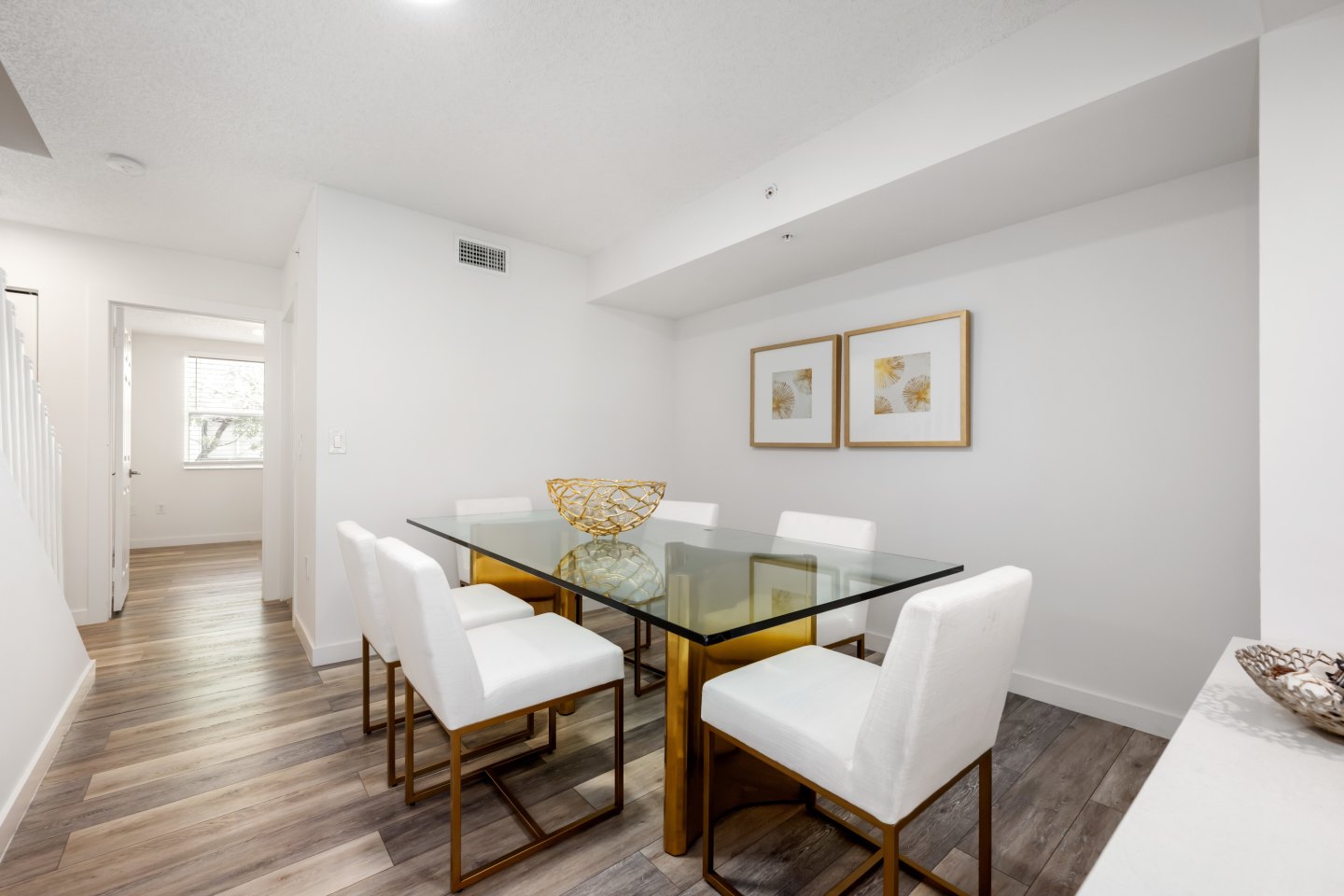 10X Weston Image 38