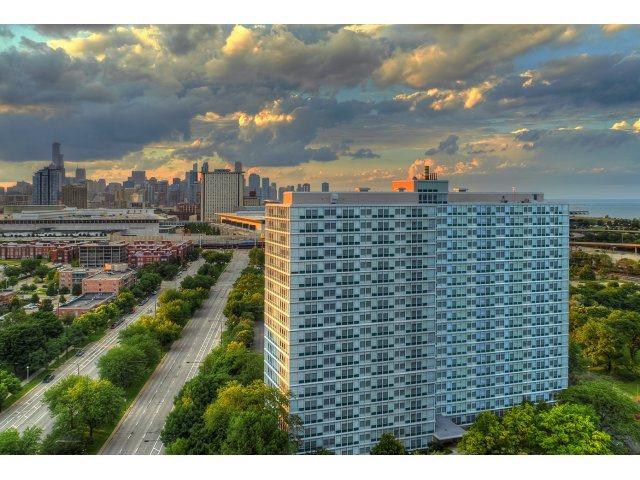 Prairie Shores - Bronzeville Image 17