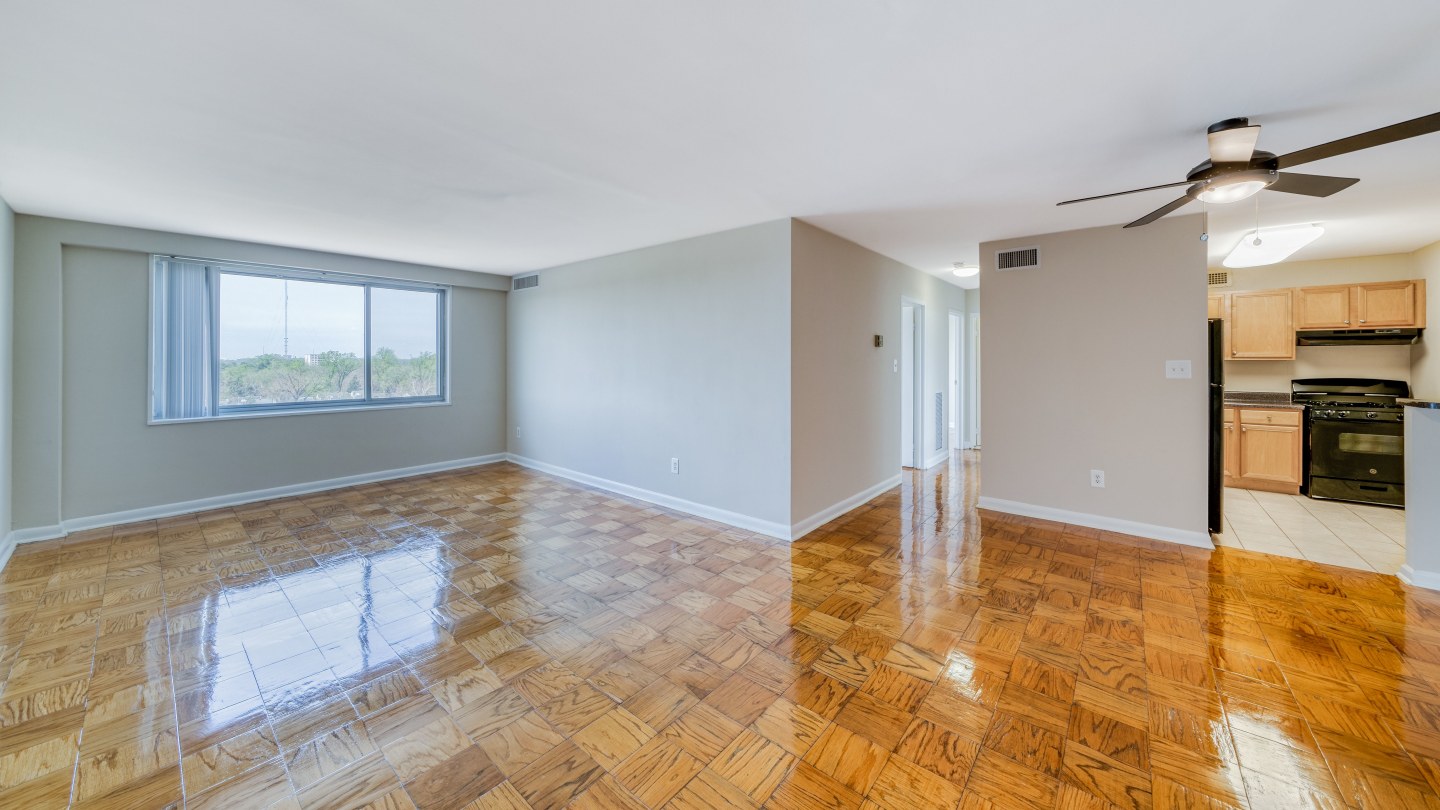 8600 Apartments Image 16