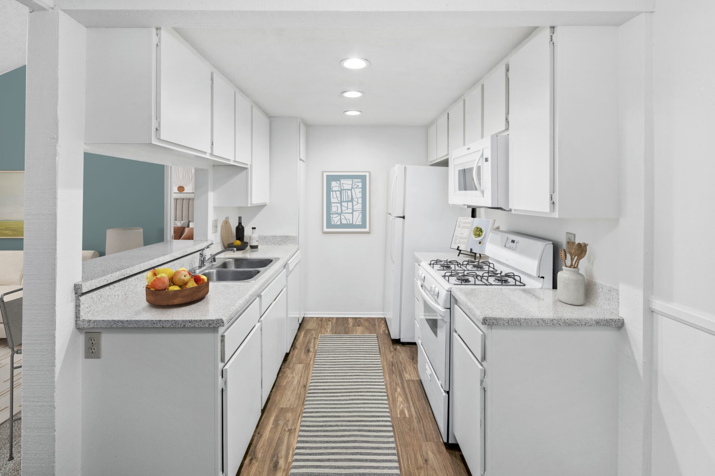 North Upland Terrace Apartments Image 3