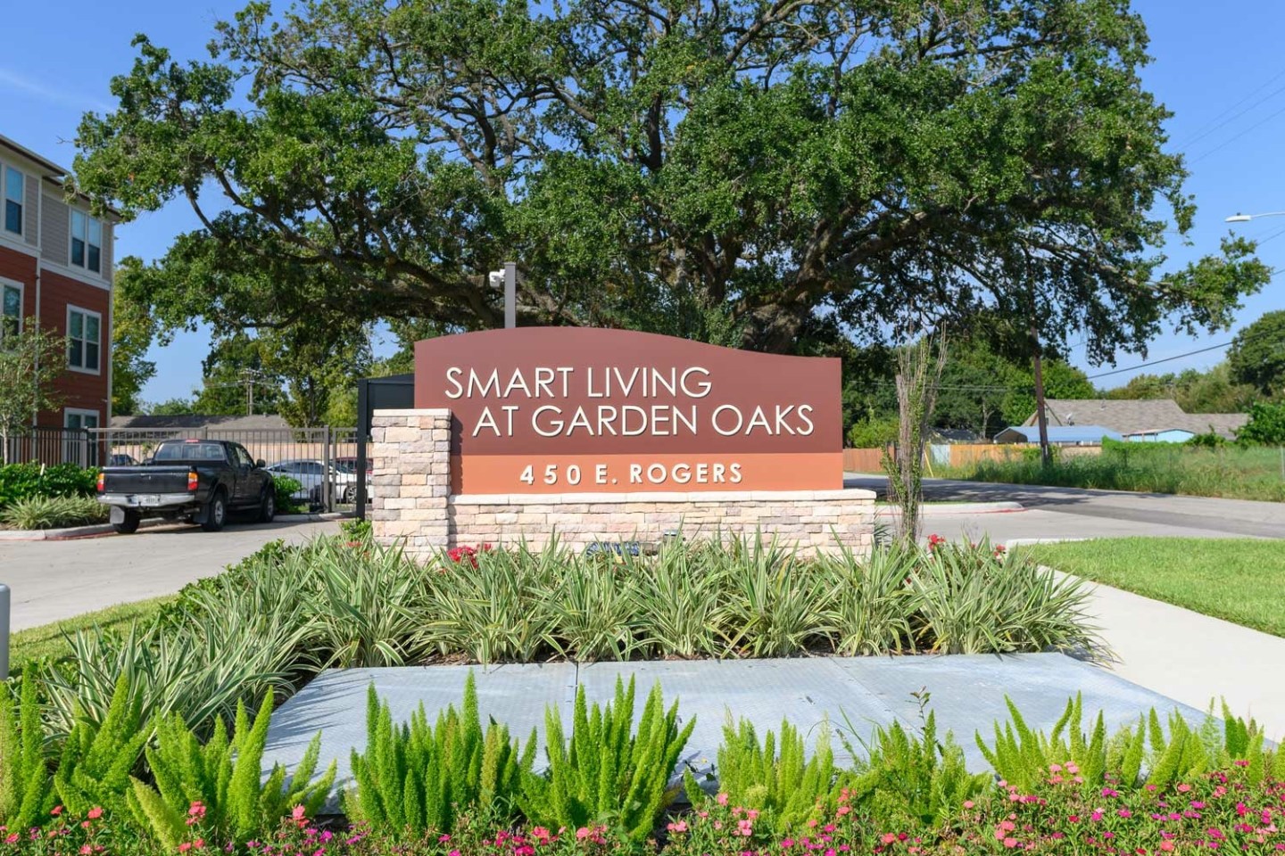 Smart Living at Garden Oaks Image 12