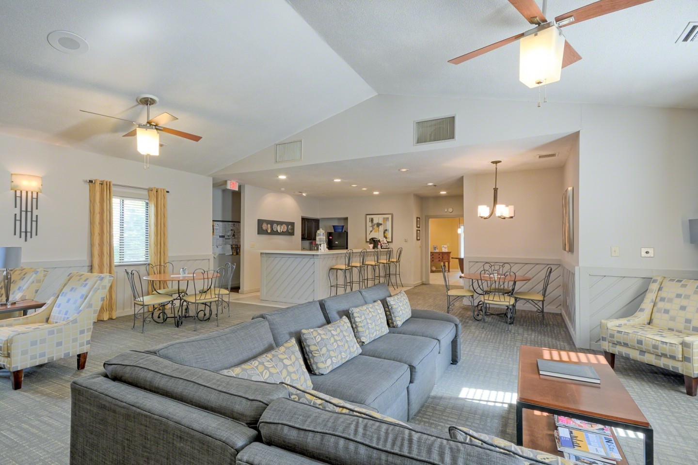 Pebble Point Apartments Image 14