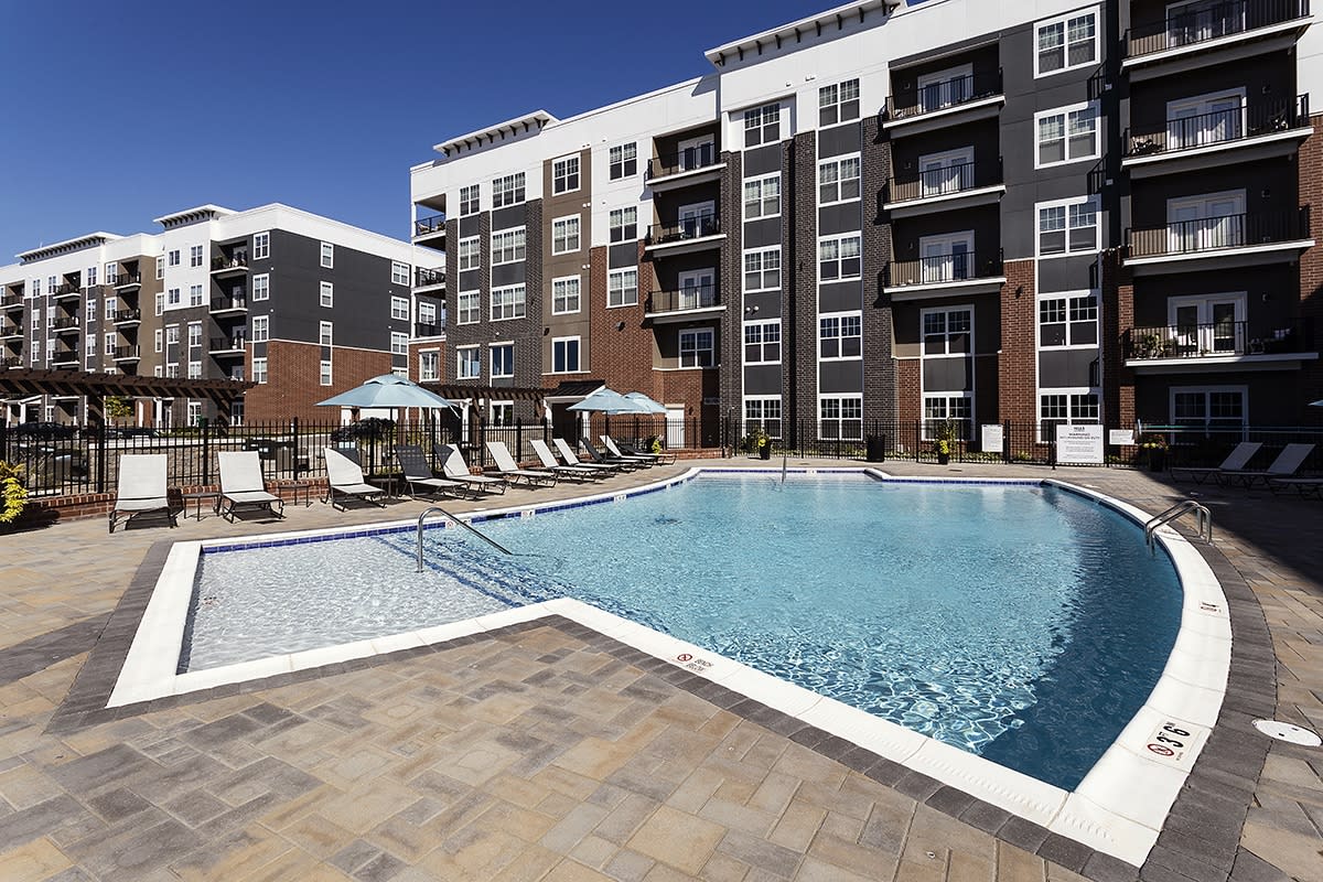 Rialto Hurstbourne Apartments Image 2