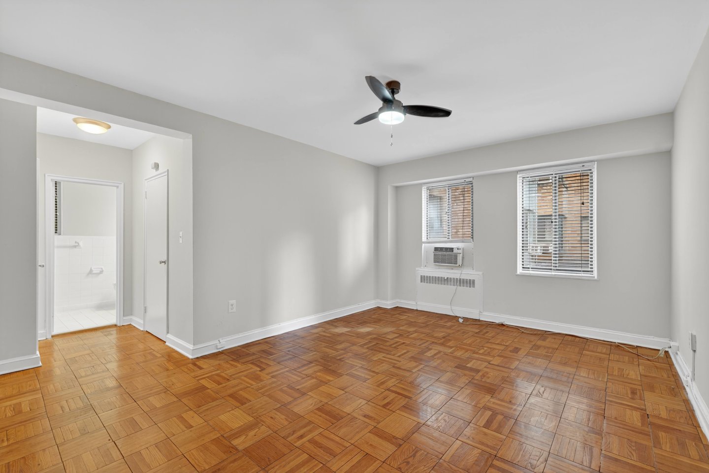 The Chesapeake Image 21