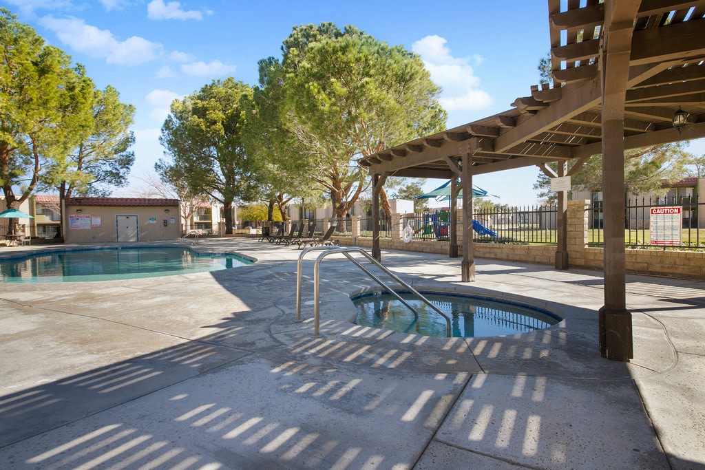 Fountains at Palmdale Image 16