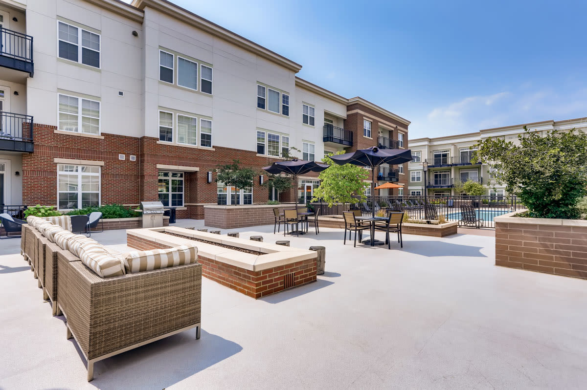 Centre Court Apartments Image 18
