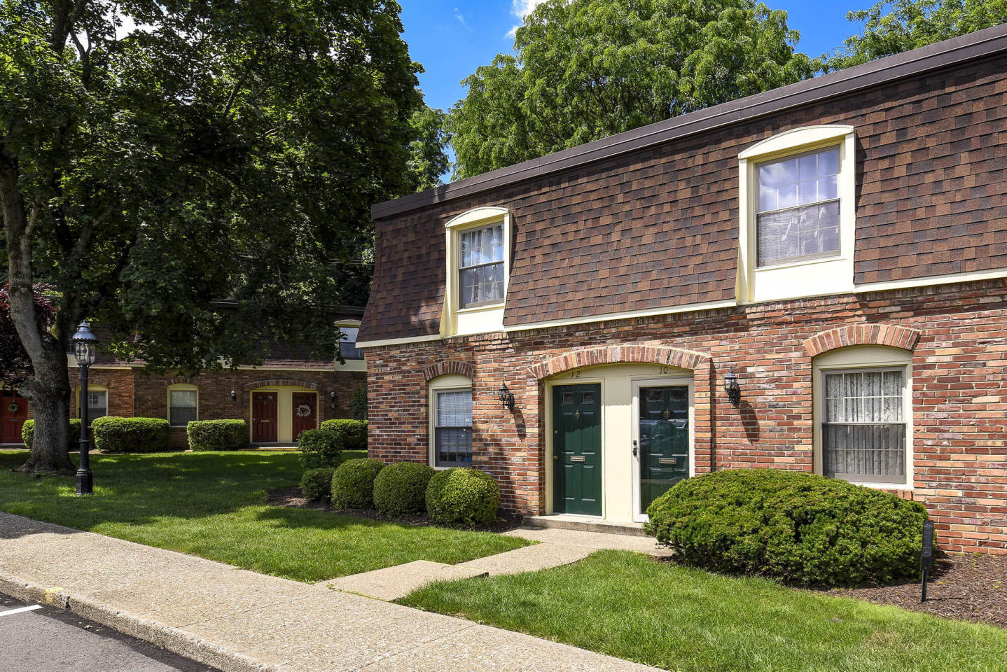River Oaks Image 12