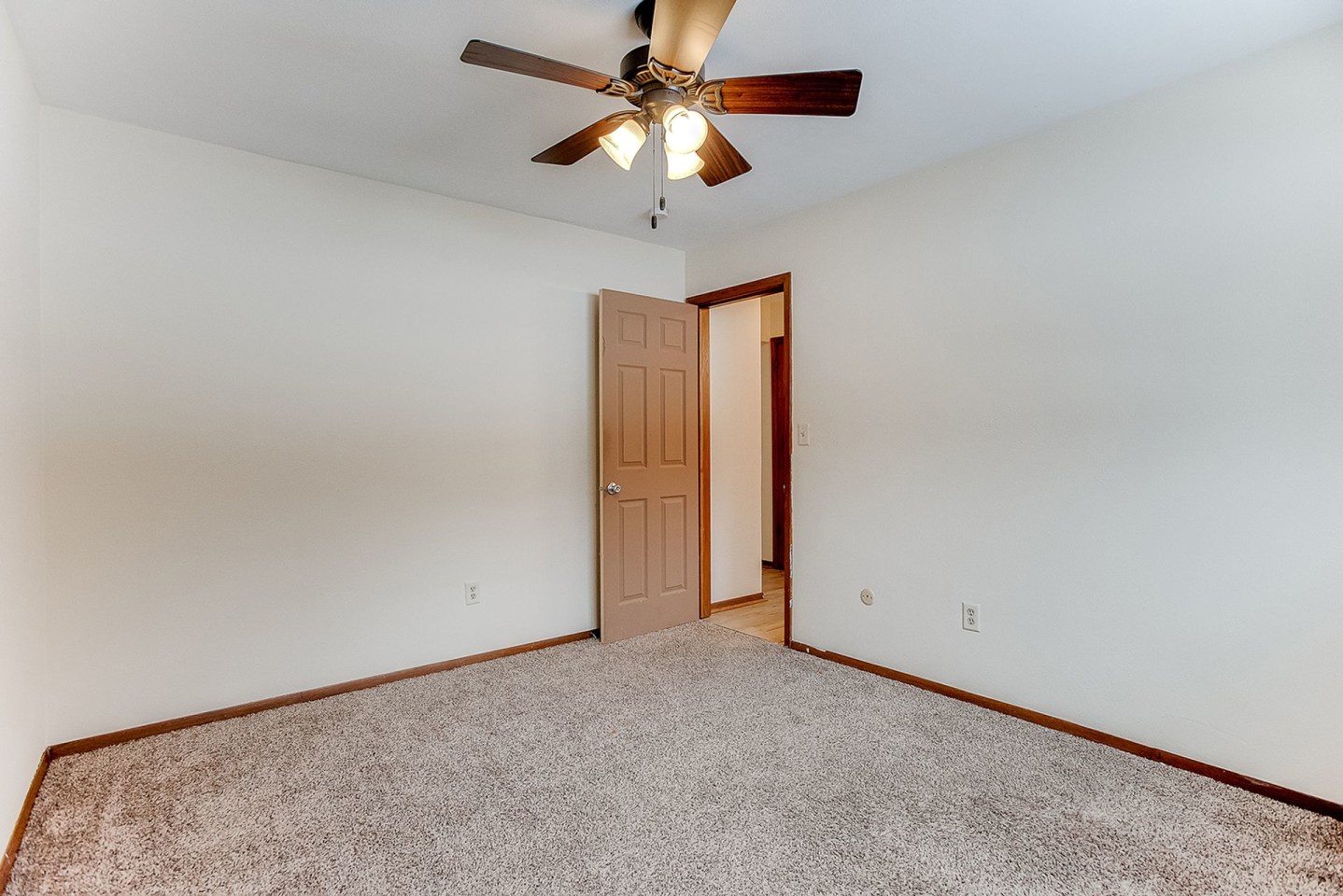 Mark Court Apartments Image 26