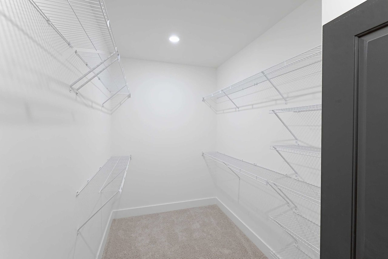 Botanic Luxury Apartments Image 37