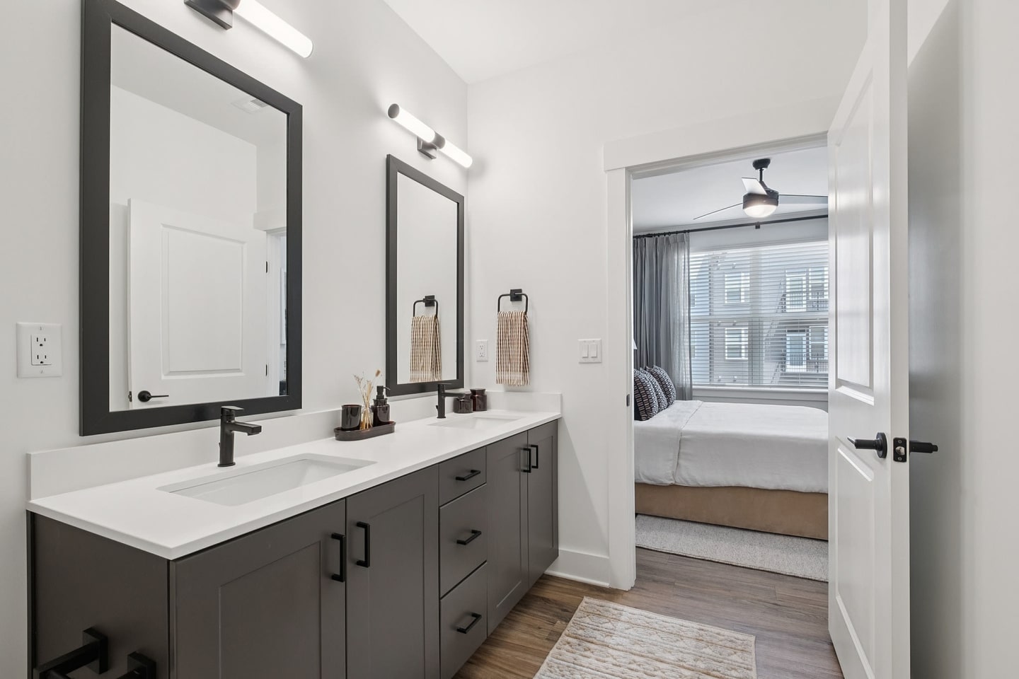 The Rowley Image 25