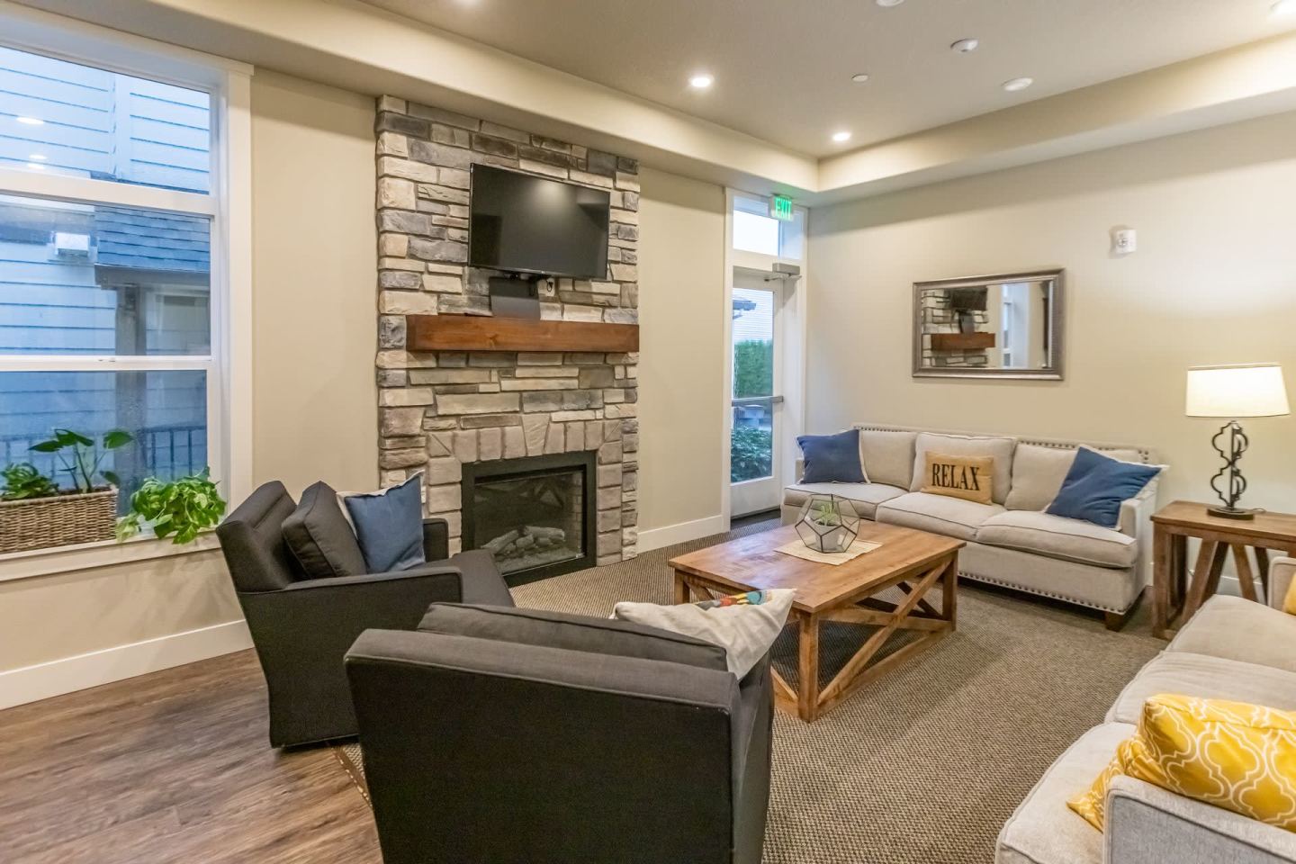 Fairview Court Townhomes Image 22
