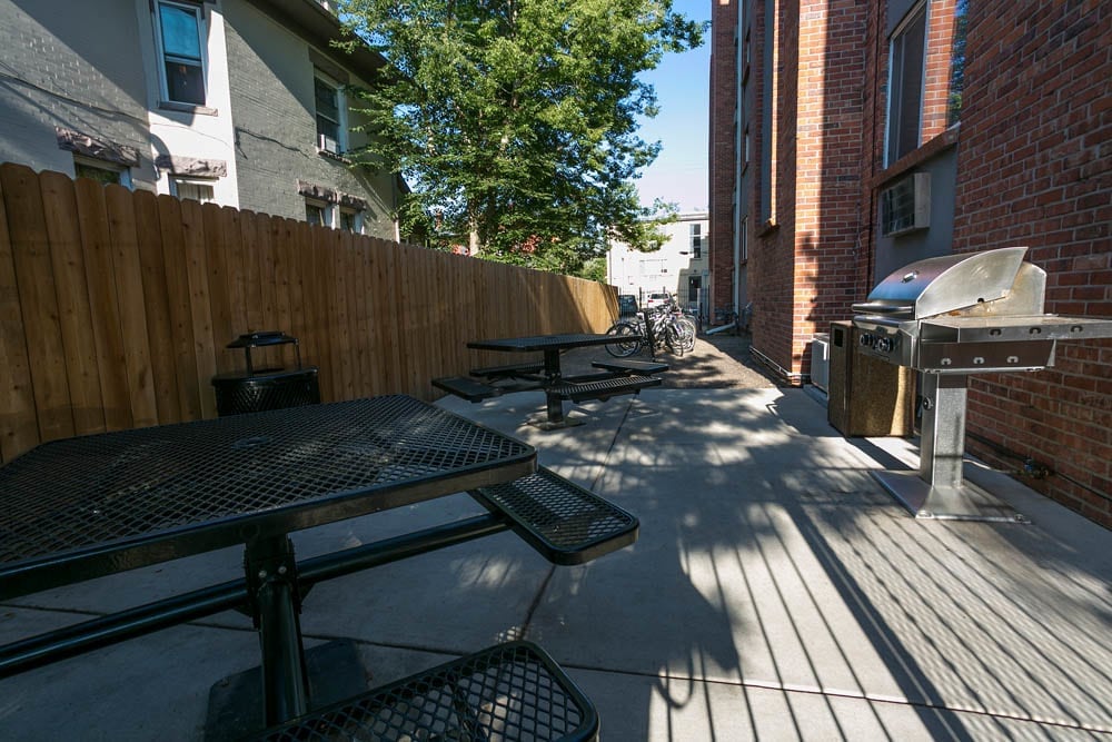 1430 Humboldt Image 28