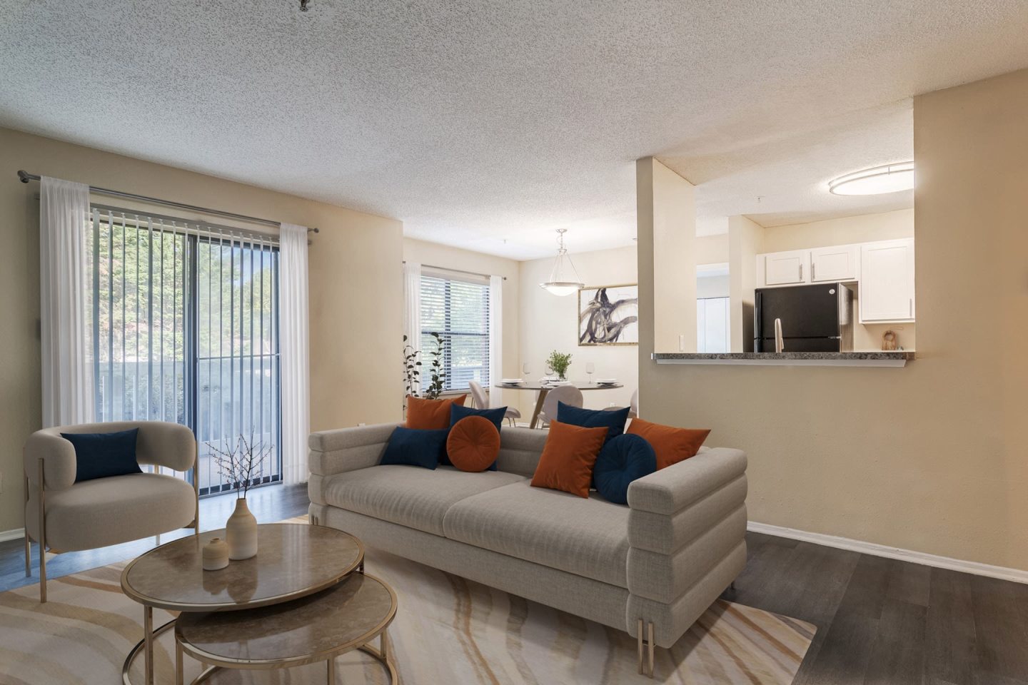 The 1800 at Barrett Lakes Apartments Image 25