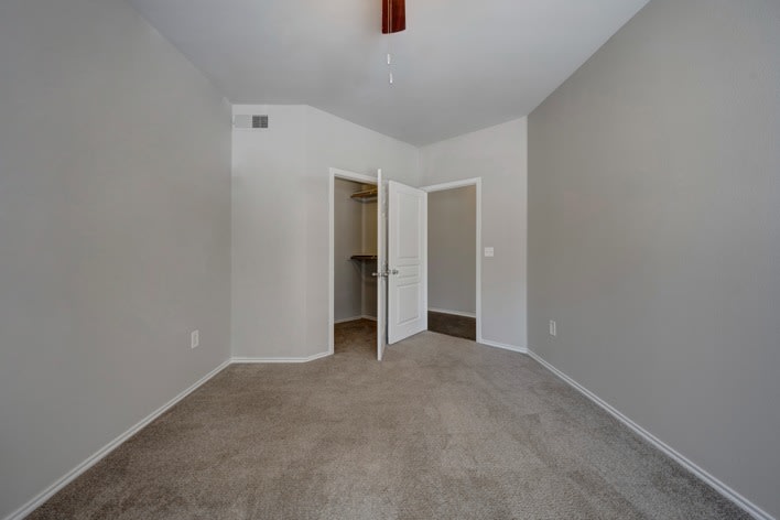 The Metro Apartments Image 33
