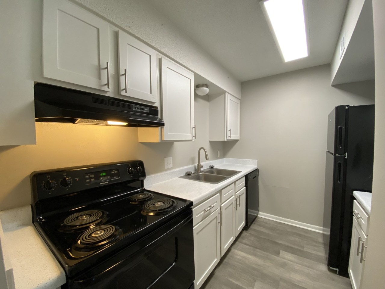 Spring Lake Apartments Image 2