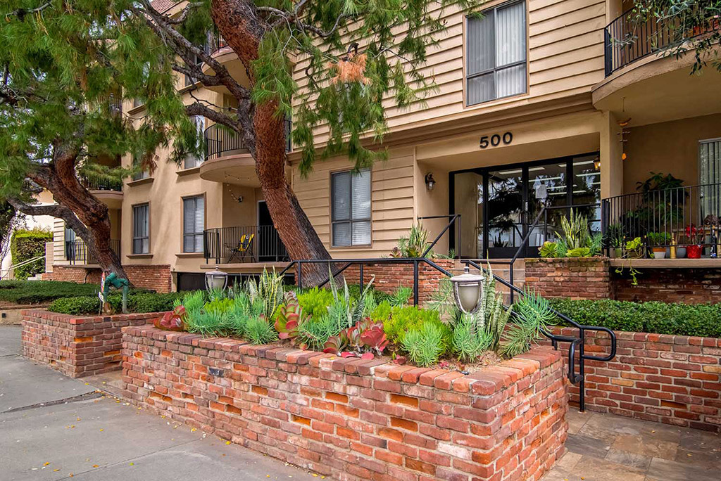 Los Robles Apartments Image 15