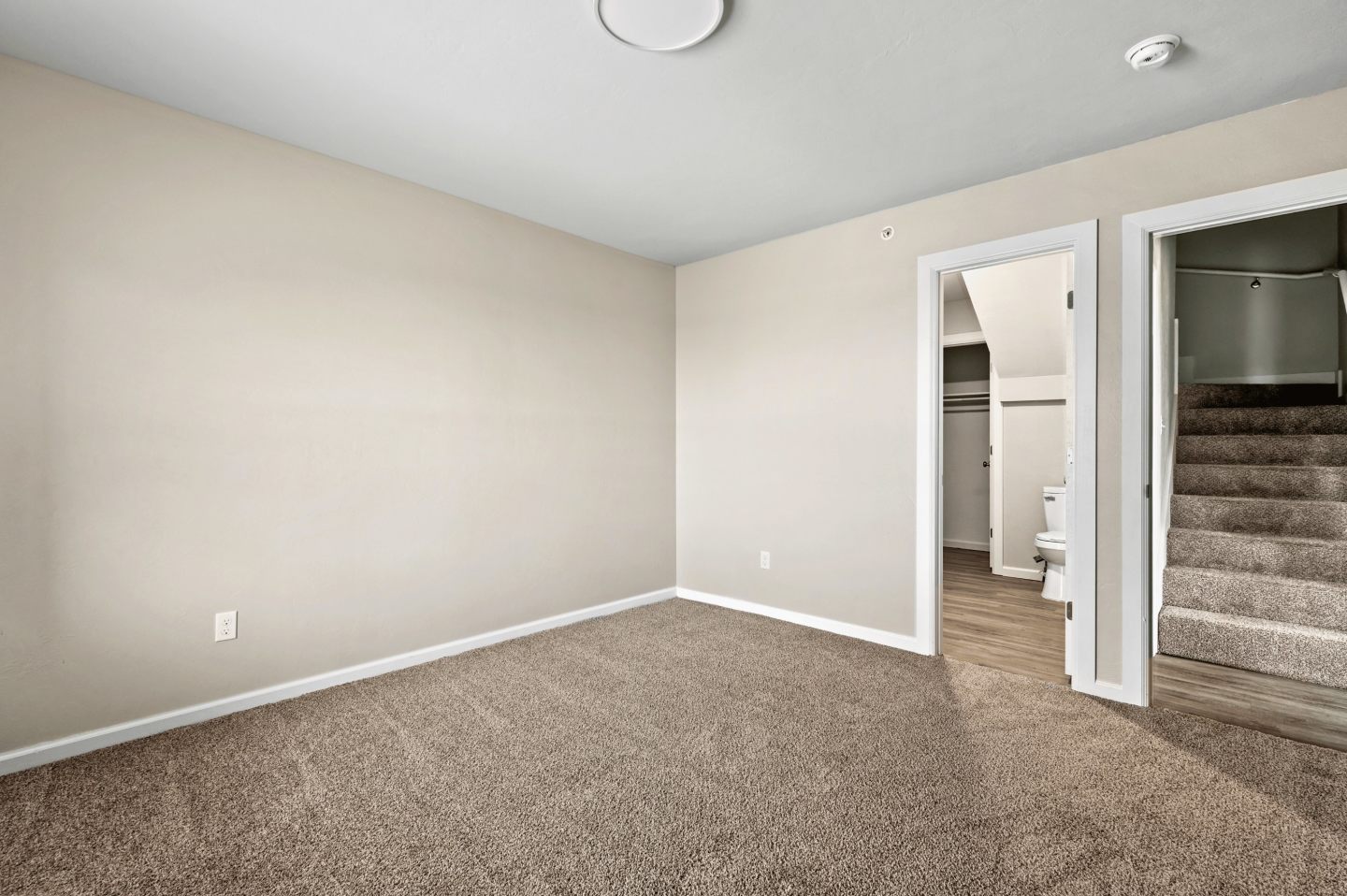 Diamond Ridge Townhomes Image 6