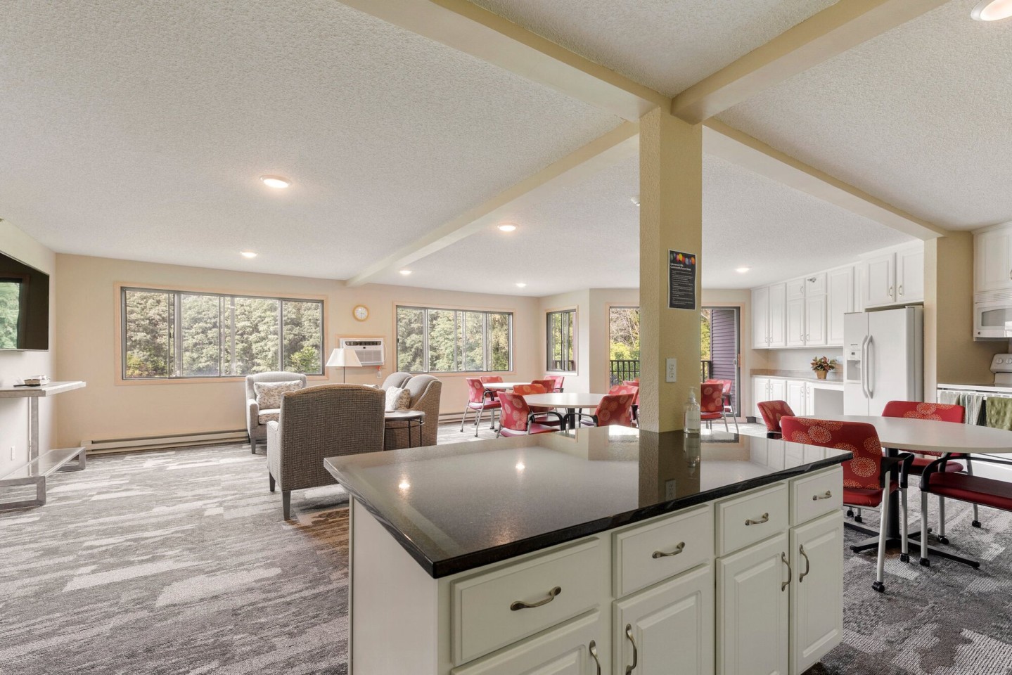 Lakewood Hills Image 19