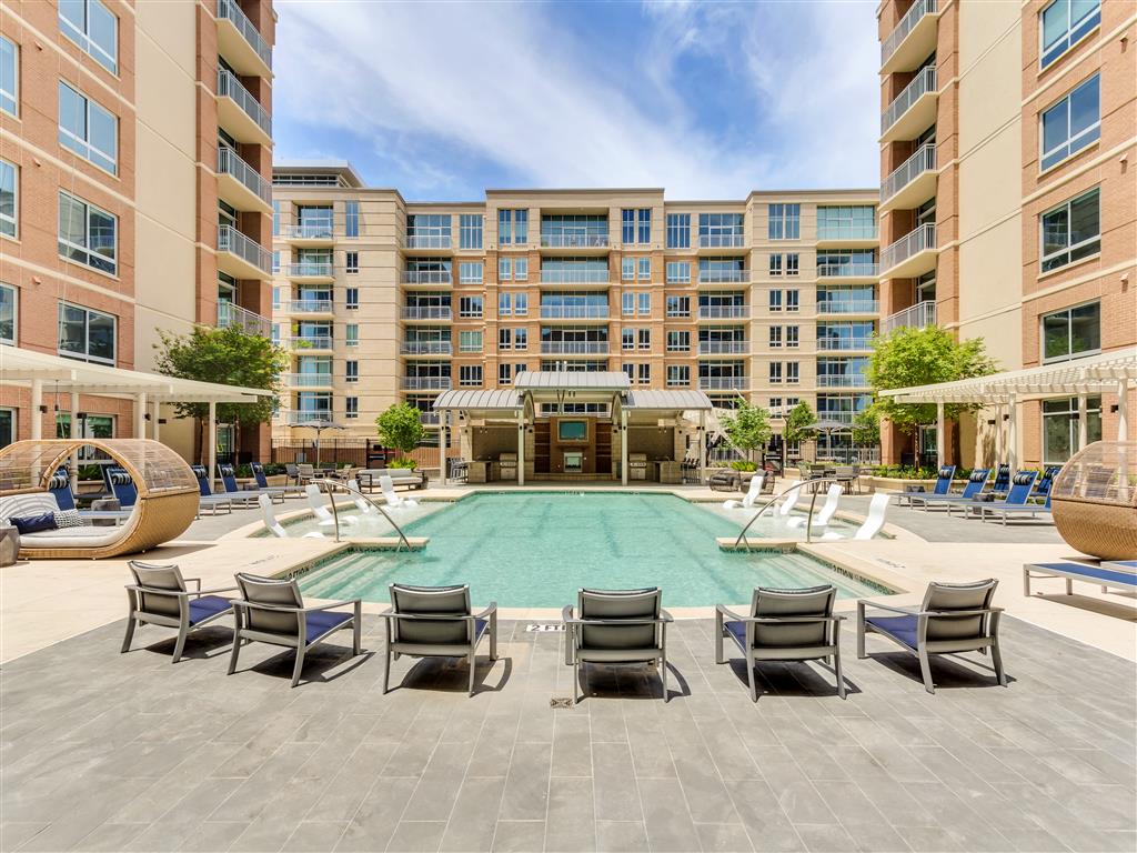 Preston Hollow Village Image 34