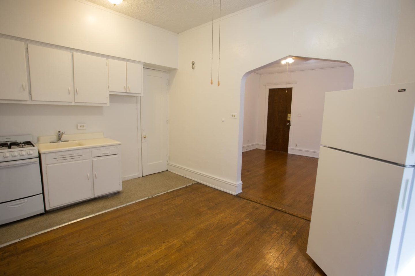 5474-5480 S. Hyde Park Boulevard Image 13