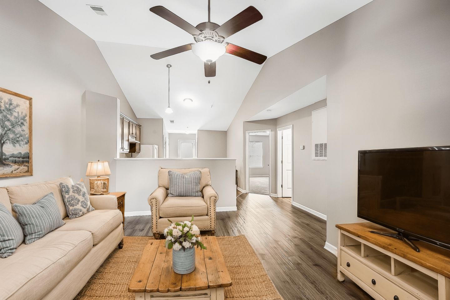 Meadow Creek Townhomes Image 4