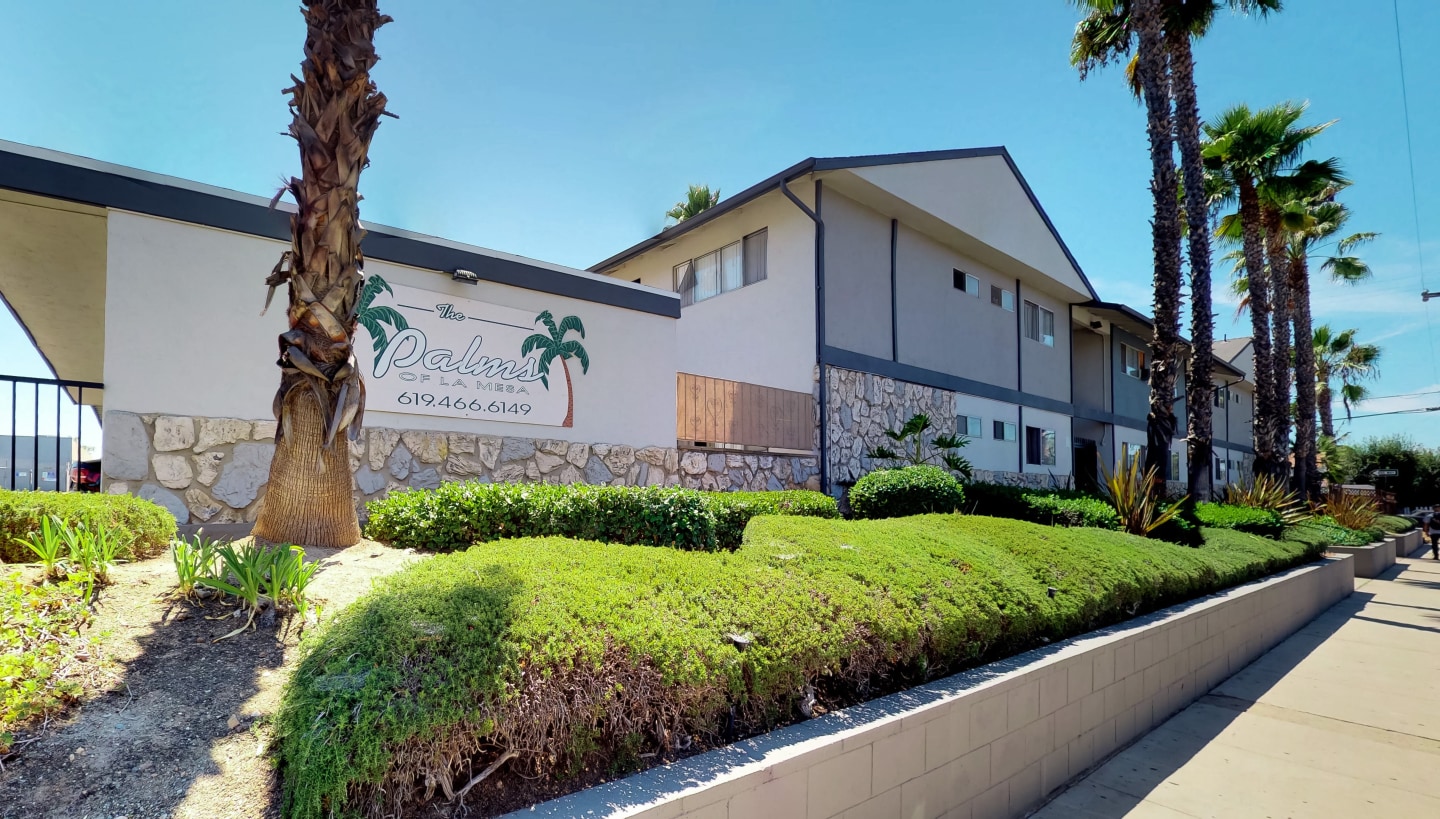 Palms of La Mesa Image 1