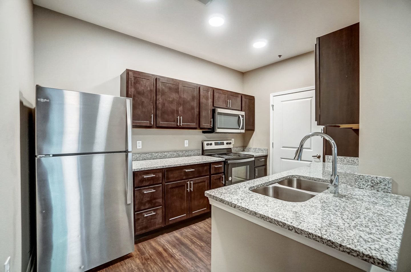 Premier Flats Image 3