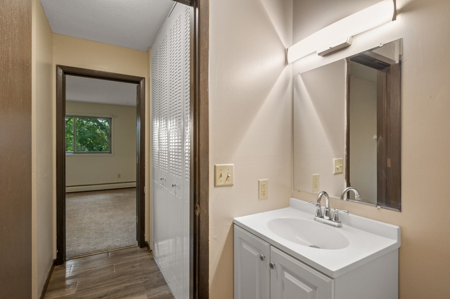 Eastgate Apartments Image 37