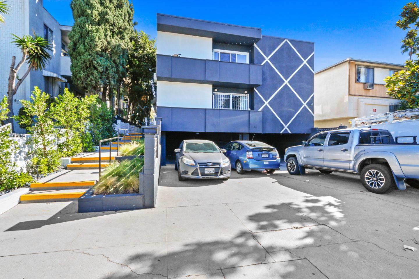 514 N. Hayworth Ave Image 2
