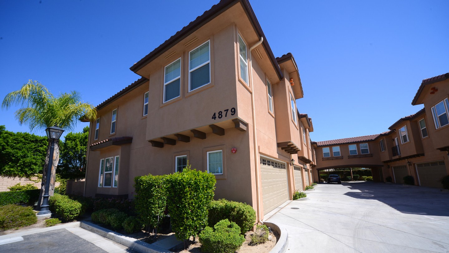 Parkside Villas Image 15