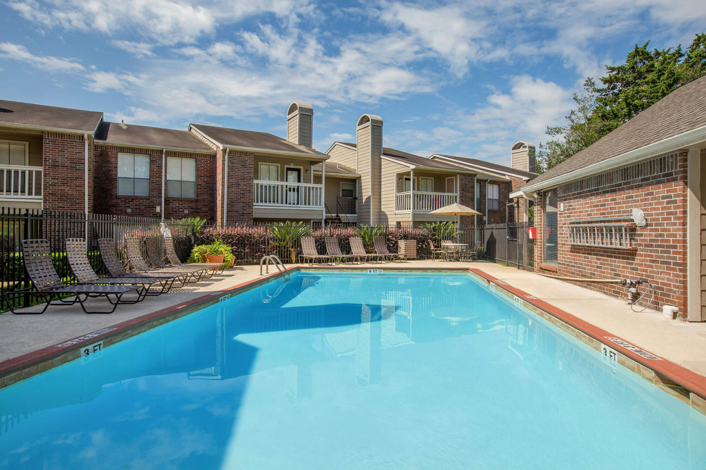 Pine Hills Image 12