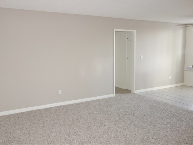 Elan Pacific Palms Image 10