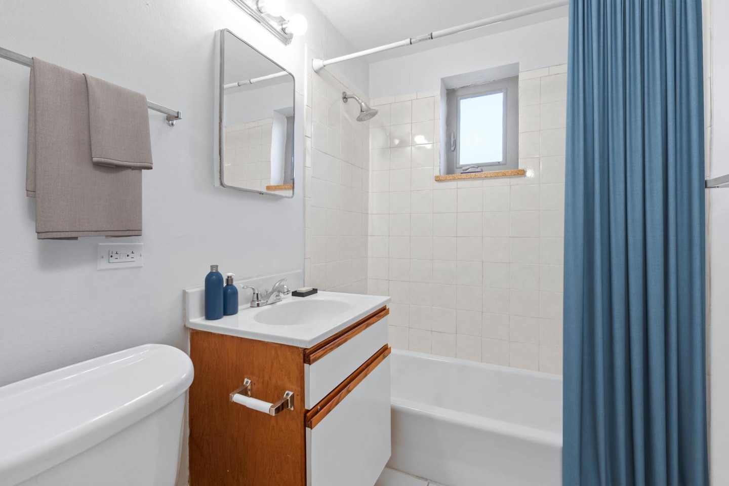 1557 S Ash Street Image 5