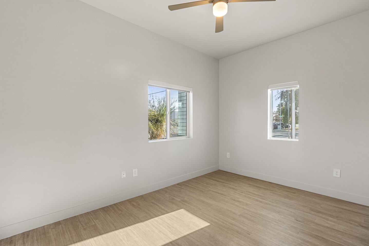 Second Avenue Commons Image 23