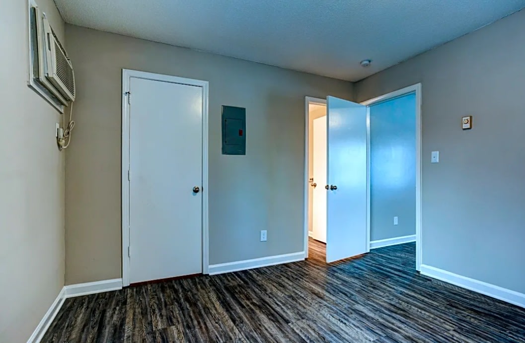 Pelham Place Image 14
