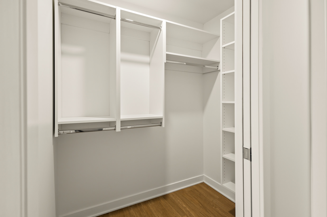 Solaire 7607 Image 13