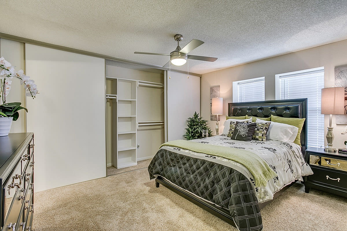 Regatta Apartments Image 18