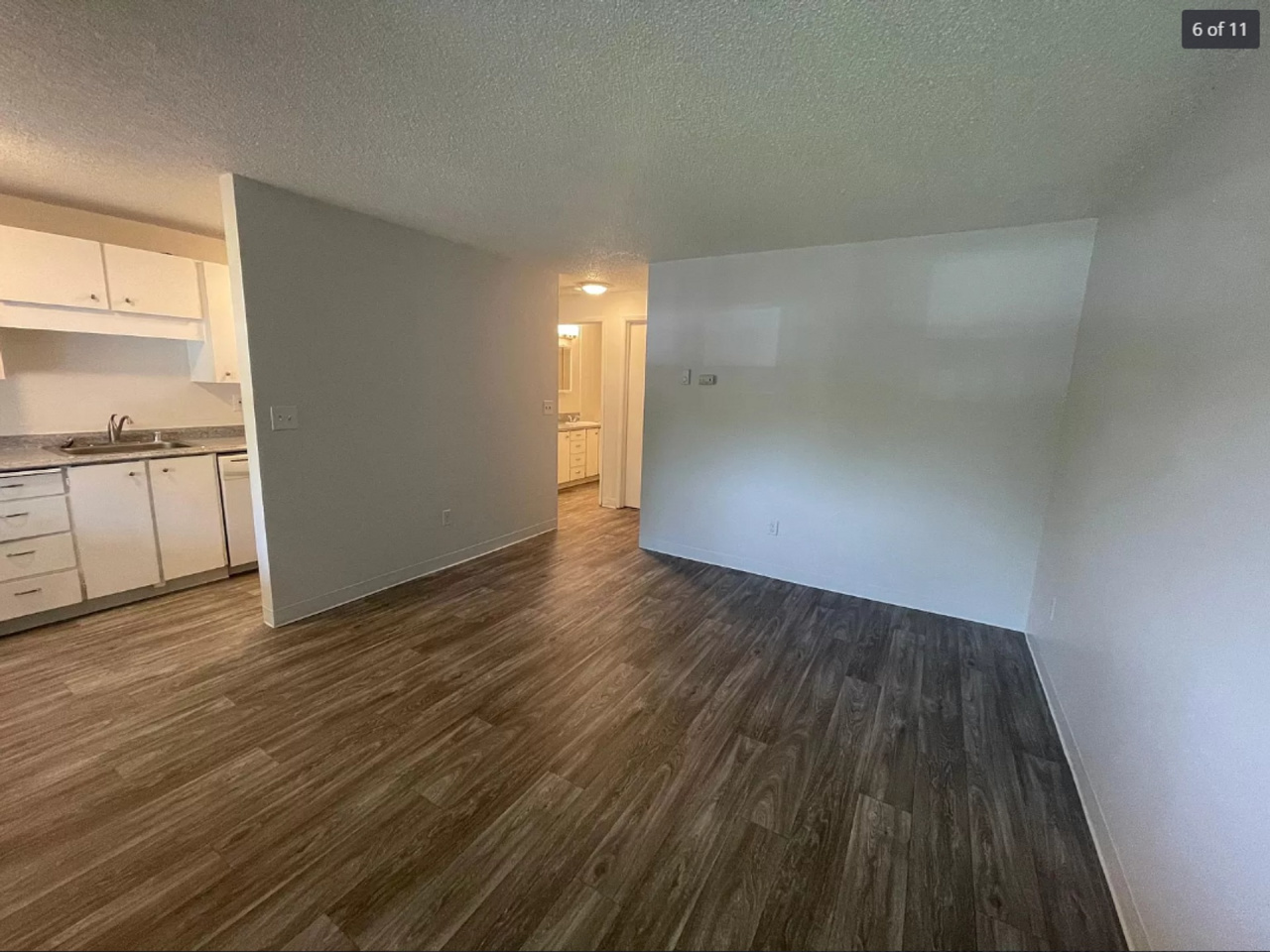 Lindbrook Apartments Image 17