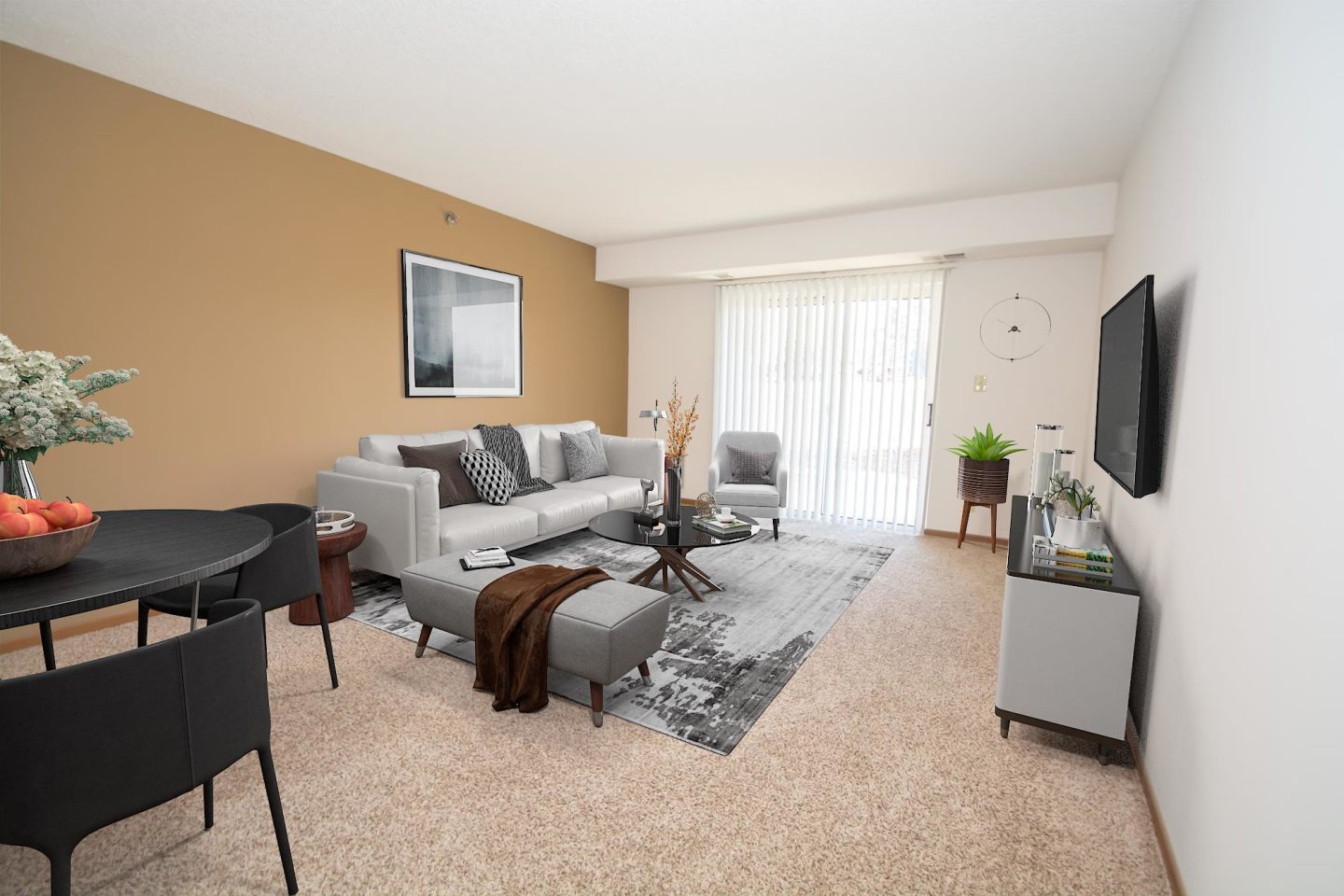 Lexington Apartments & Townhomes Image 4
