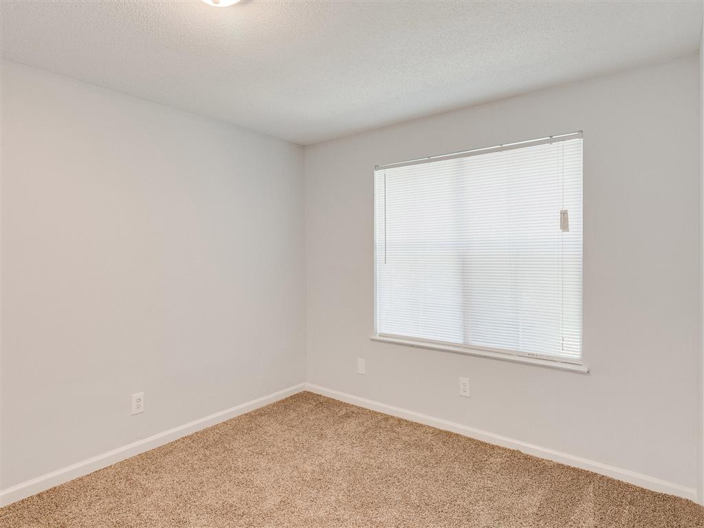 Hub at 934 Apartments Image 12