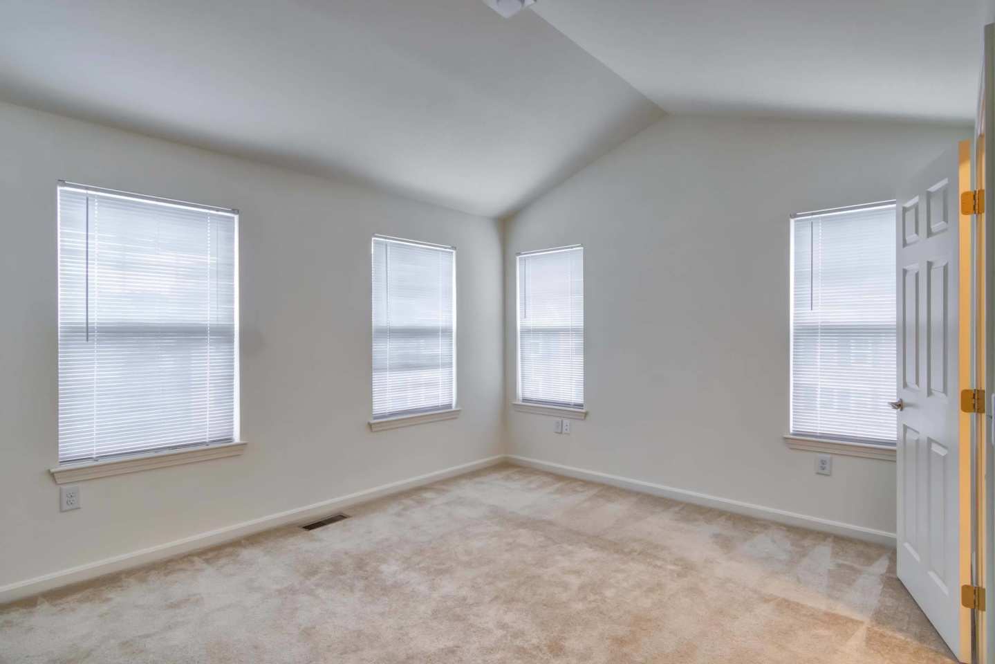 Prynne Hills Image 113